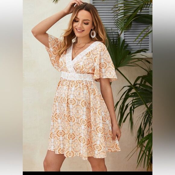 SHEIN Maternity Allover Print Flounce Sleeve Guipure Lace Panel Dress medium - Picture 10 of 11
